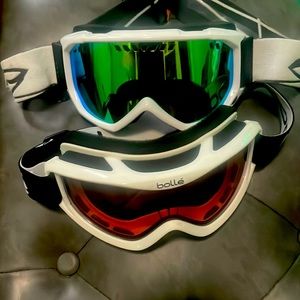 Mirrored ZEISS lens in green and red